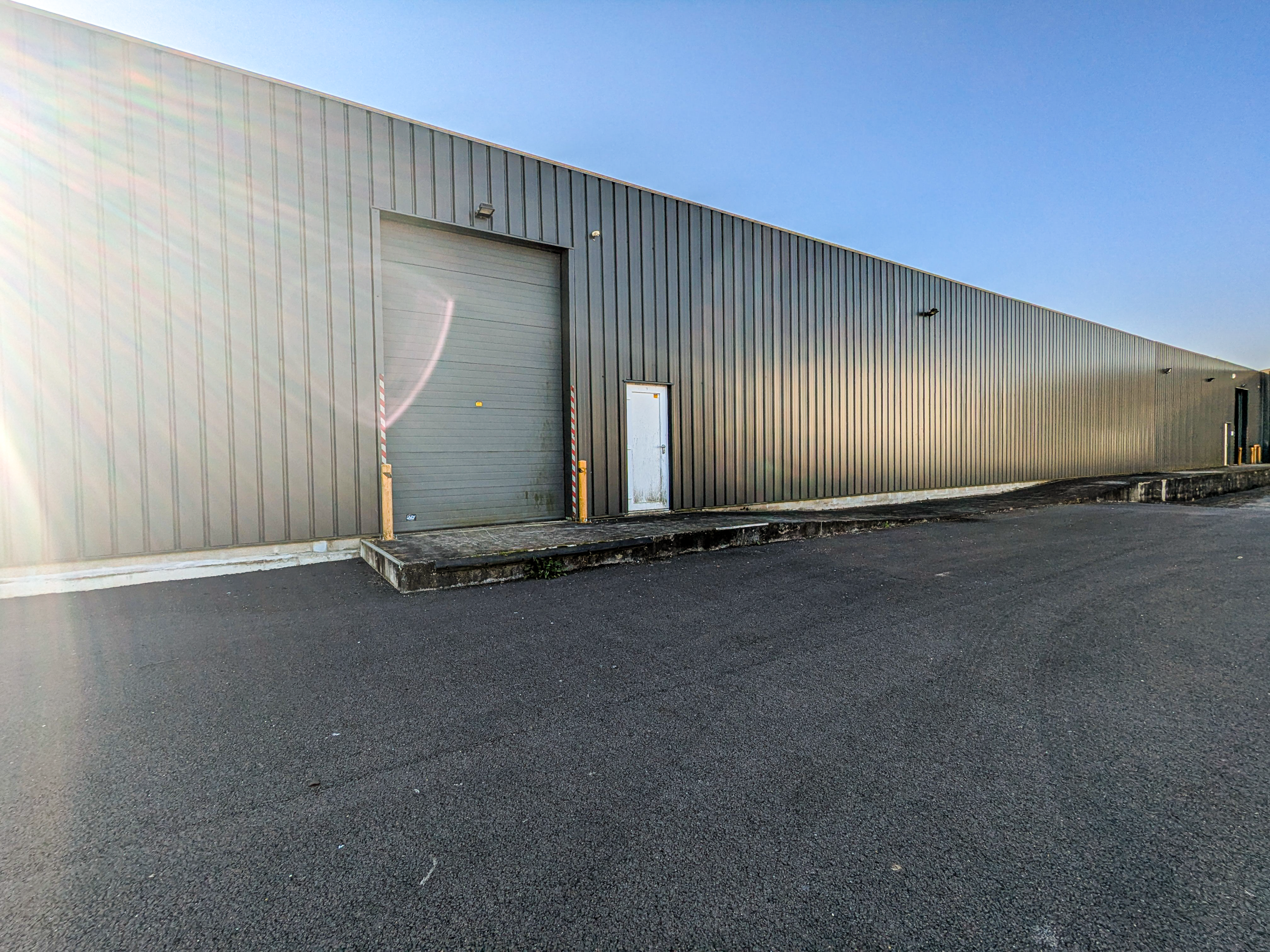 14-Entrepot-Beton-Exterieur2