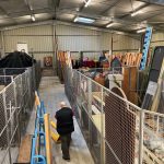 Aménagement intérieur des entrepôts de Transcenic avec transpalettes mis à disposition