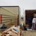 Chargement des décors de la série télévisée "10 pour cent" à Beton